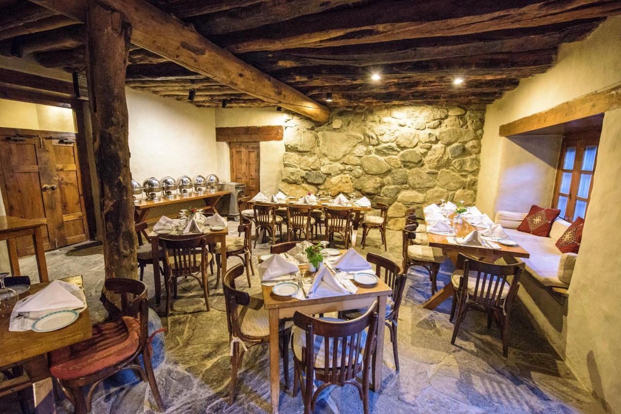 Serena Shigar Fort Exterior photo